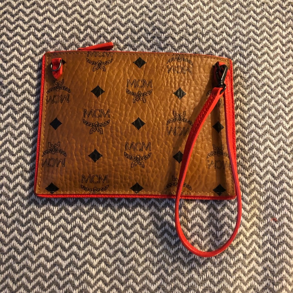 MCM Cognac/Red Cora) Wristlet ZIP Pouch